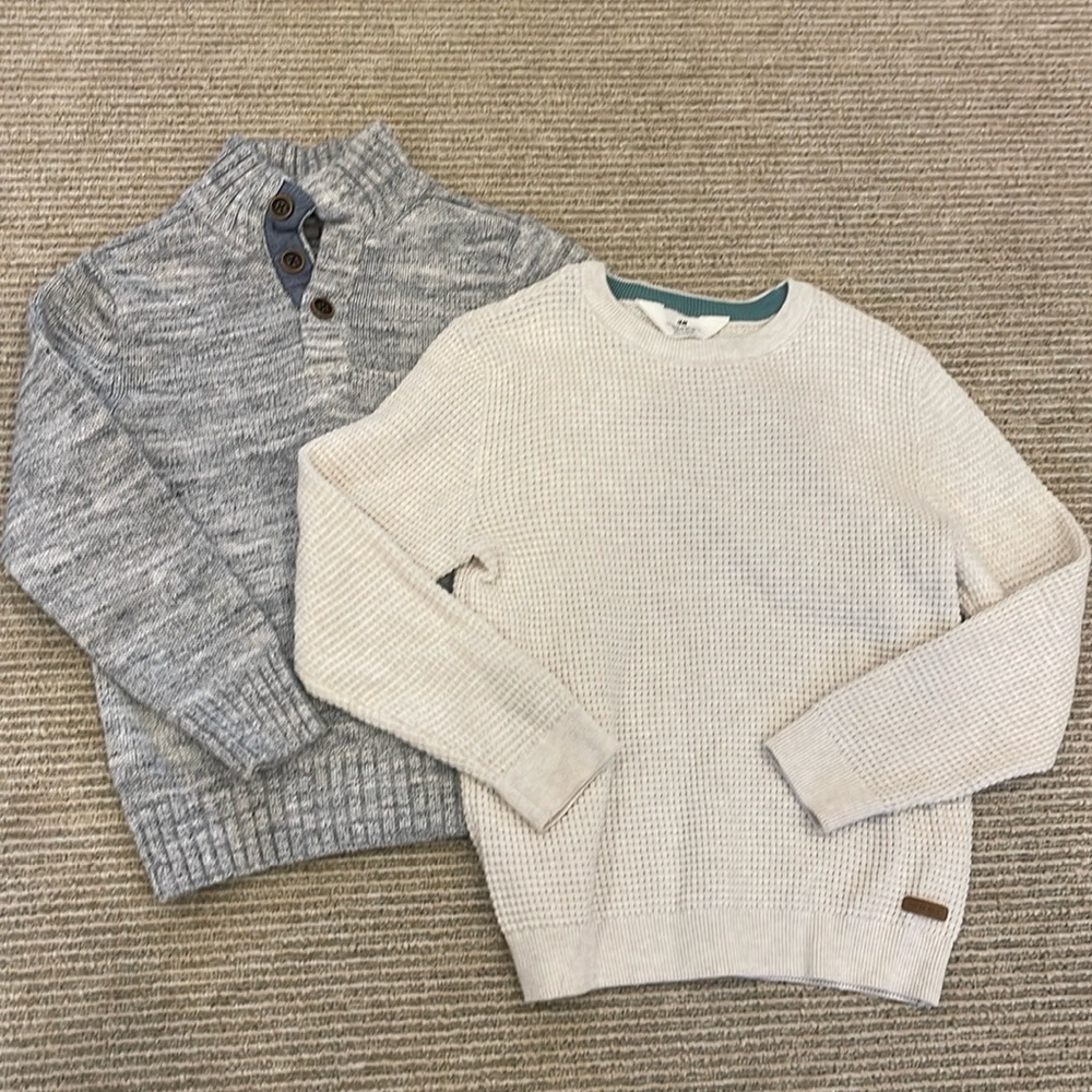 H&M boys sweaters gray and cream size 6 to 8